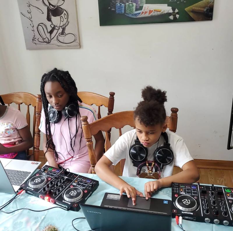 Young girls hone their DJing talents, then begin monetizing! 